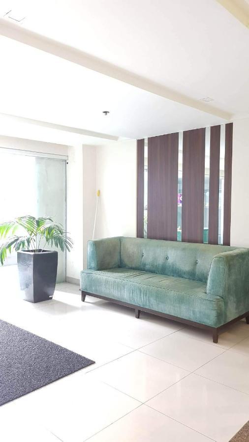 101 Newport Blvd C2 4F By Rechelle Nunag Pasay Exteriér fotografie