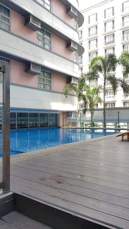 101 Newport Blvd C2 4F By Rechelle Nunag Pasay Exteriér fotografie